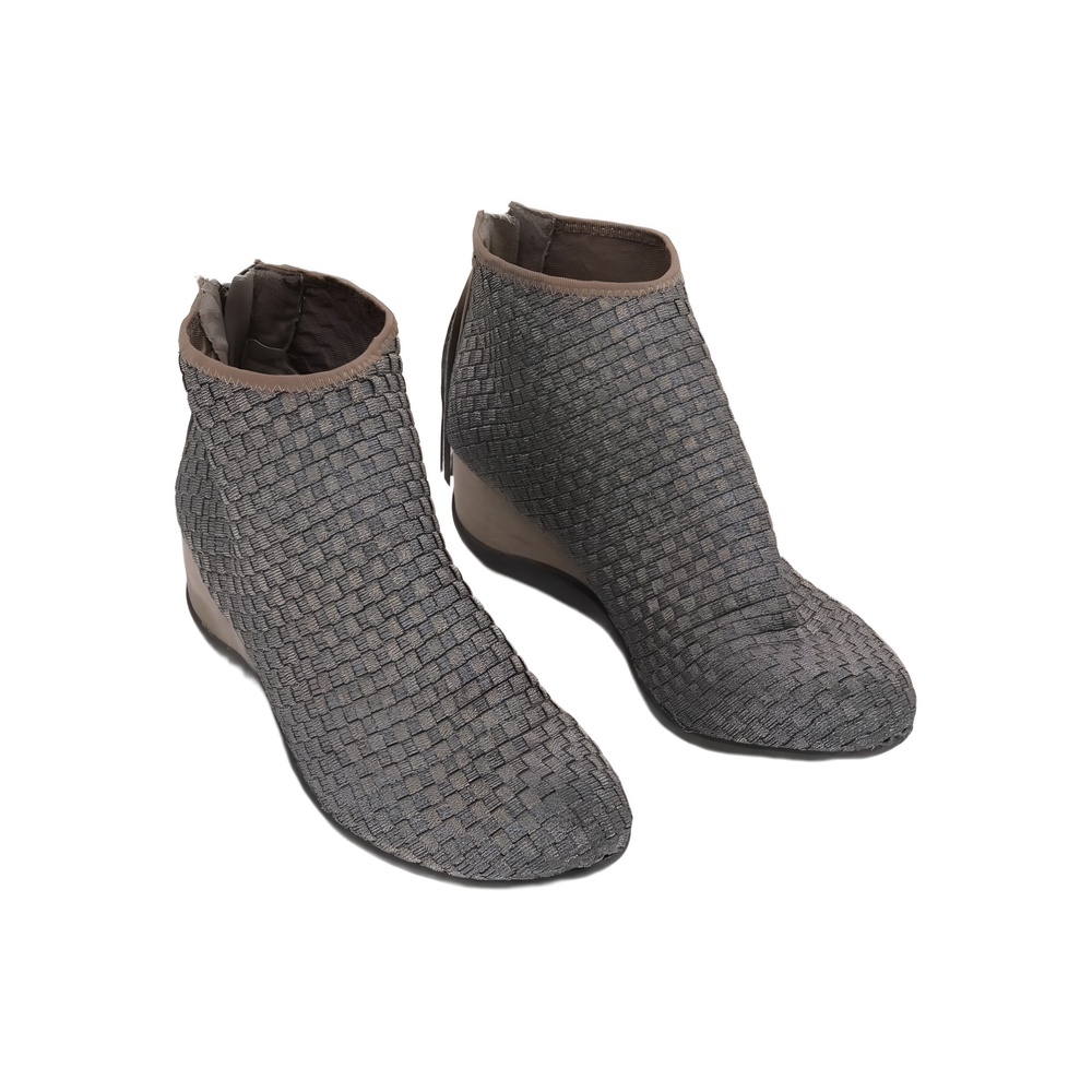 Zee Alexis Metallic Gold Woven Ankle Bootie Size 8.5